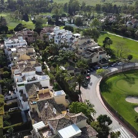 Atico Nuevo En Lujosa Urbanizacion Junto A Restaurantes Y Cafeterias * Marbella